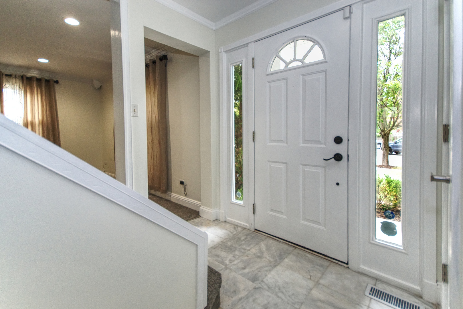 2312 Verdun Drive Joliet, IL 60435 - Photo 2 of 24