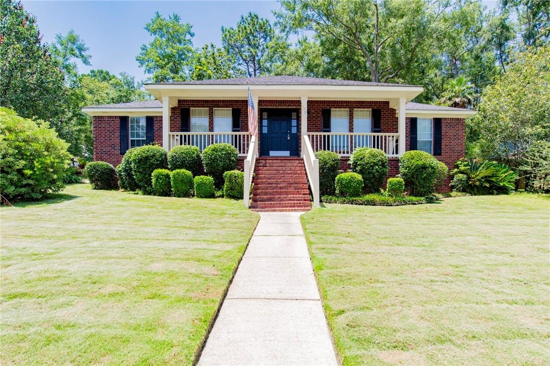 129 Lakeview Loop Daphne, AL 36526 - Photo 1 of 28 Front