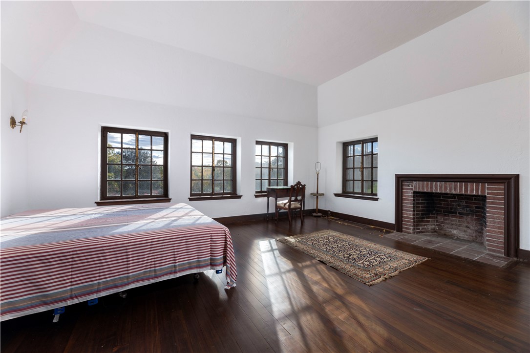 2180 Tower Hill Road North Kingstown, RI 02874 - Photo 36 of 50