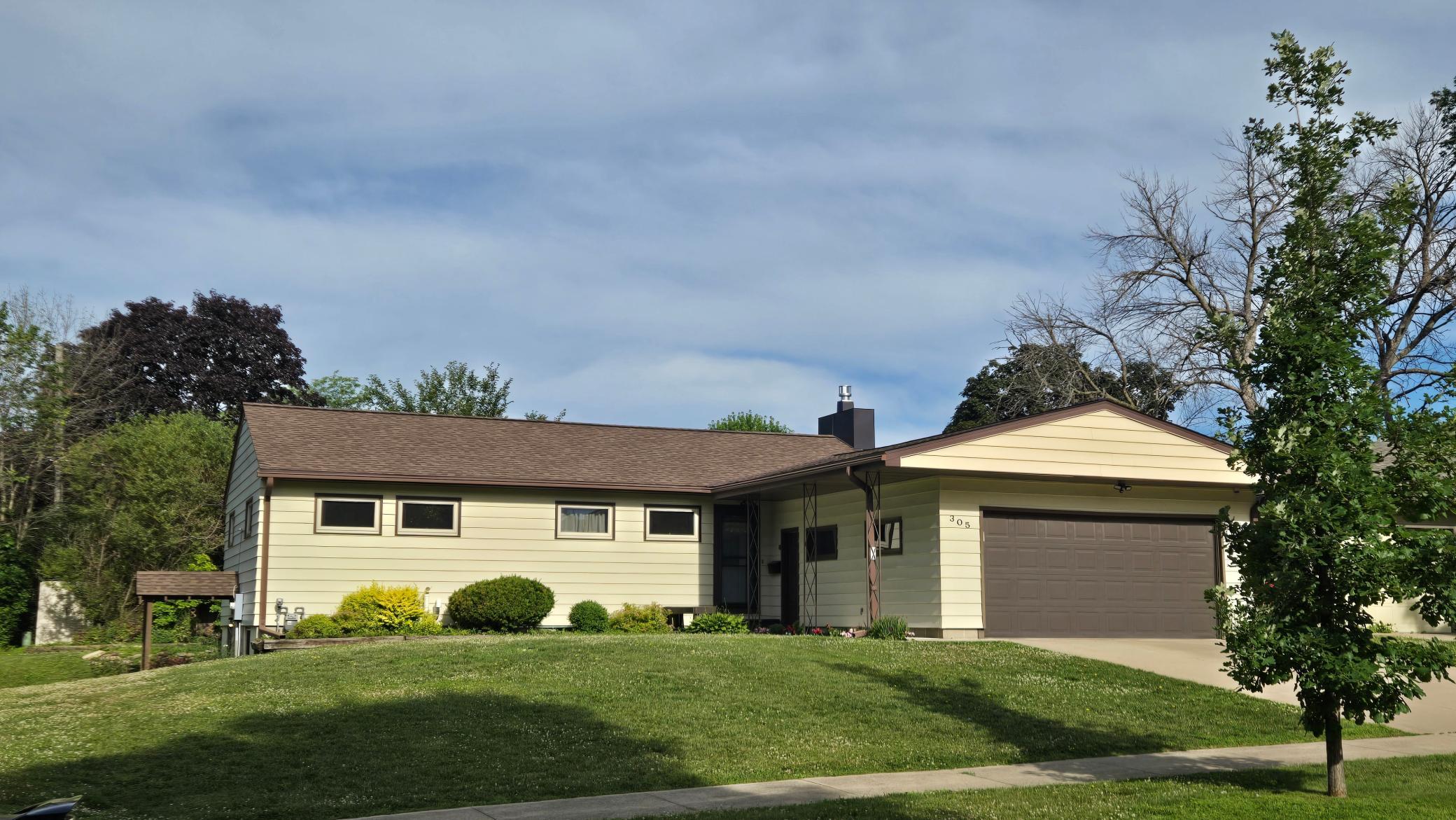305 20th Street Northwest Austin, MN 55912 - Photo 1 of 30
