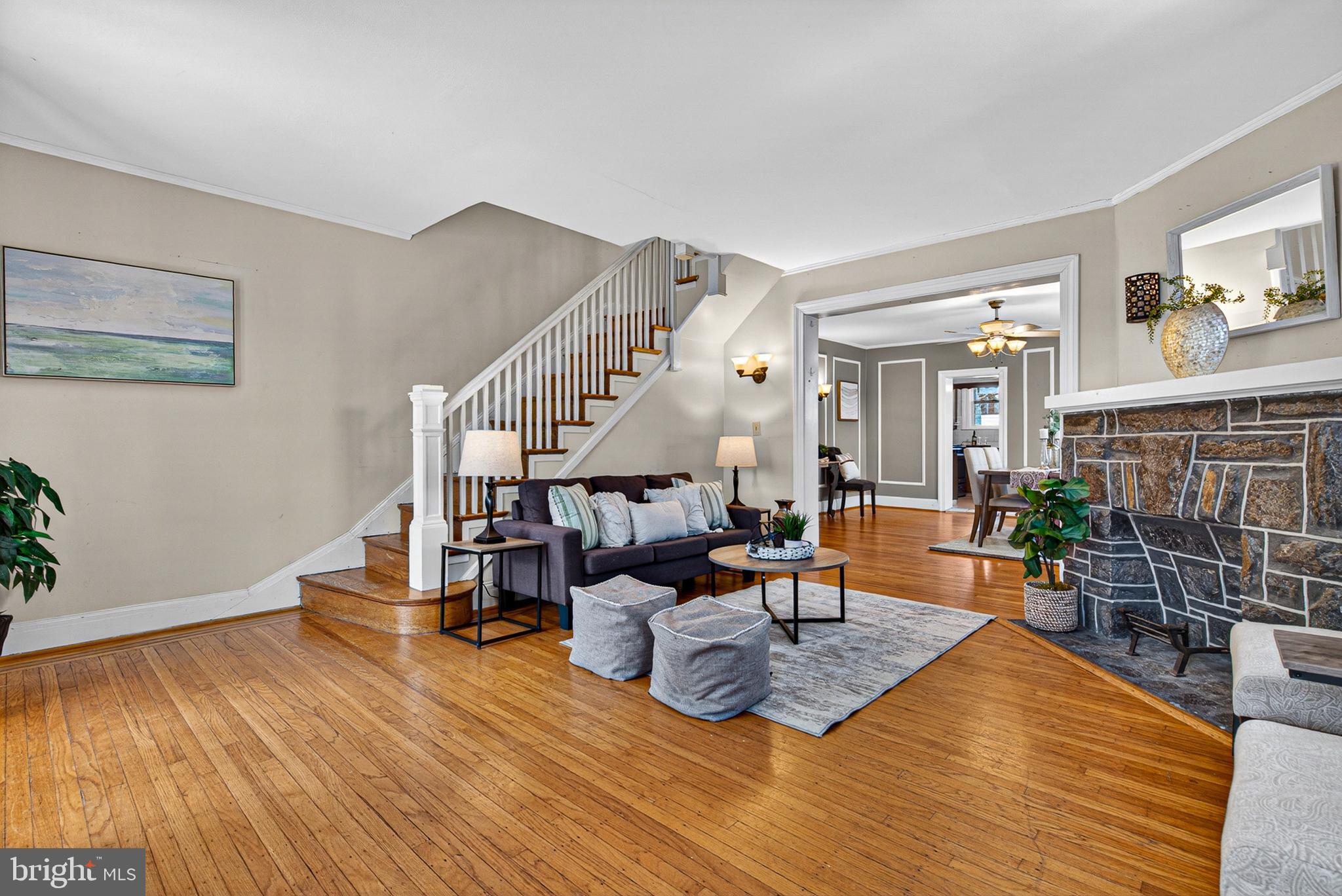 3628 Elkader Road Baltimore, MD 21218 - Photo 6 of 30 Bright spacious living room