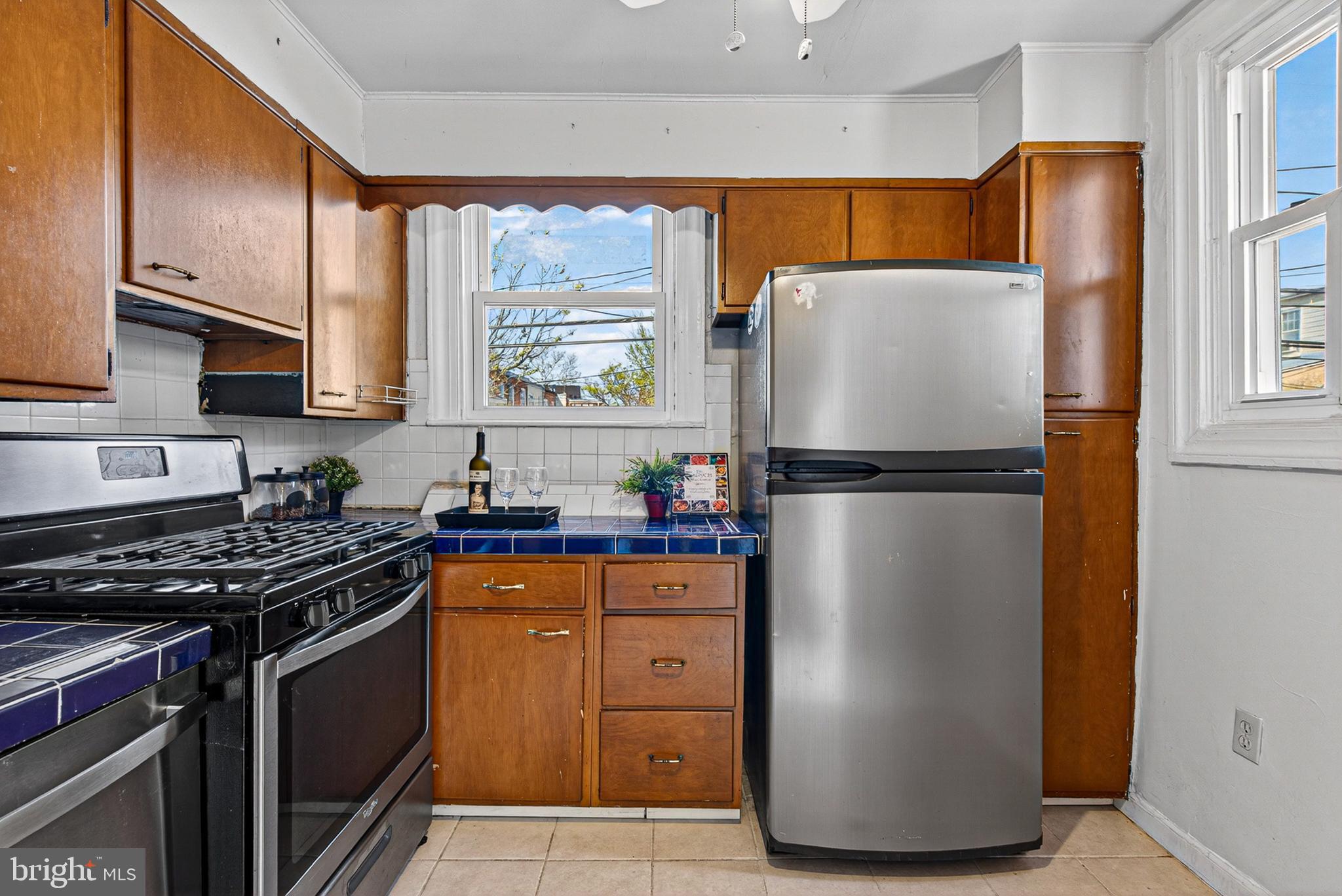 3628 Elkader Road Baltimore, MD 21218 - Photo 10 of 30 Kitchen with stainless steel appliances