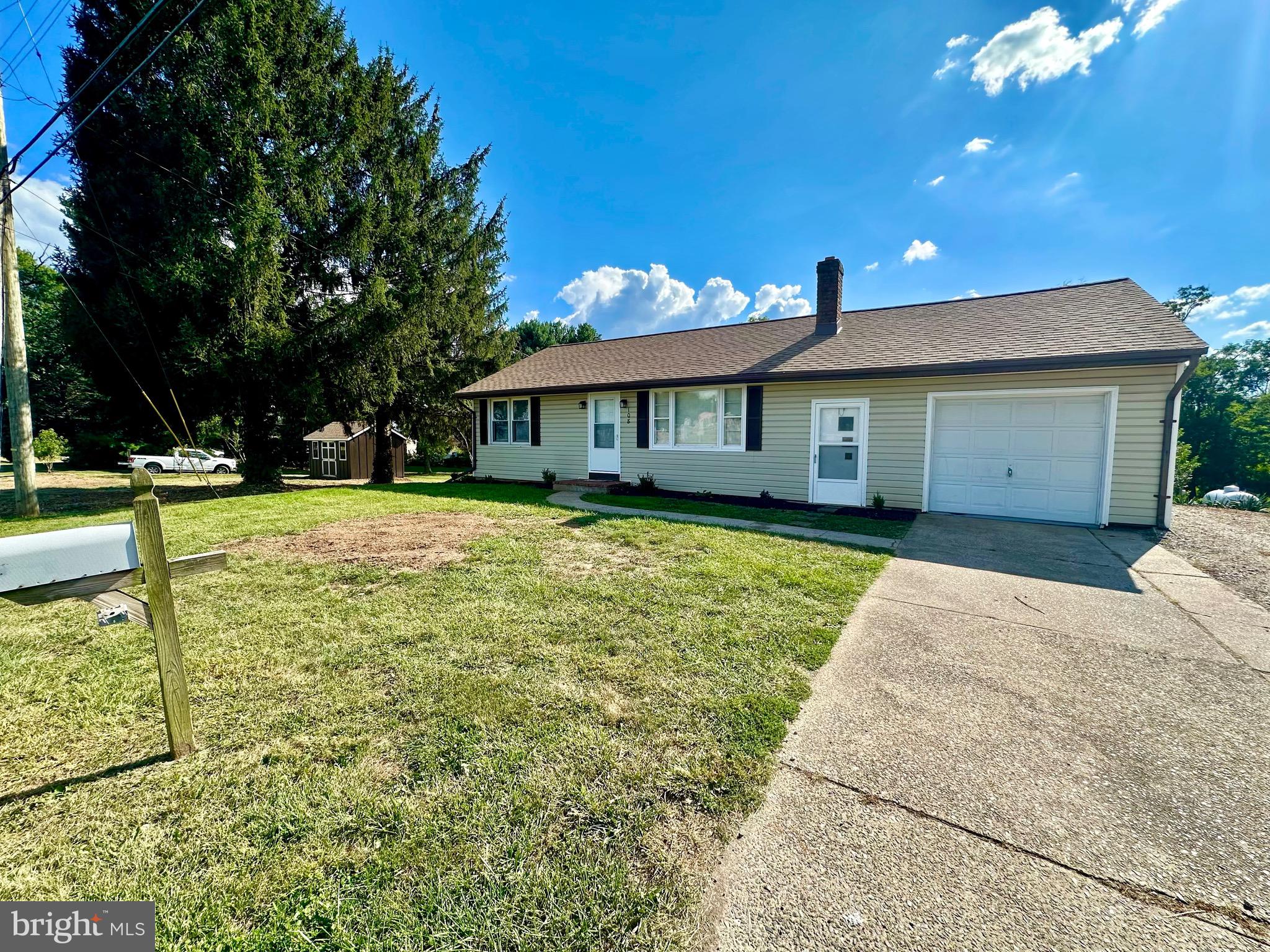 108 Blue Stone Road York, PA 17406 - Photo 2 of 46