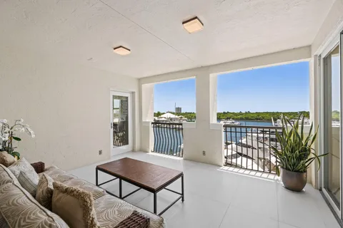 $3,195,000 | 1050 Seminole Drive, Unit PHB, Fort Lauderdale, FL 33304