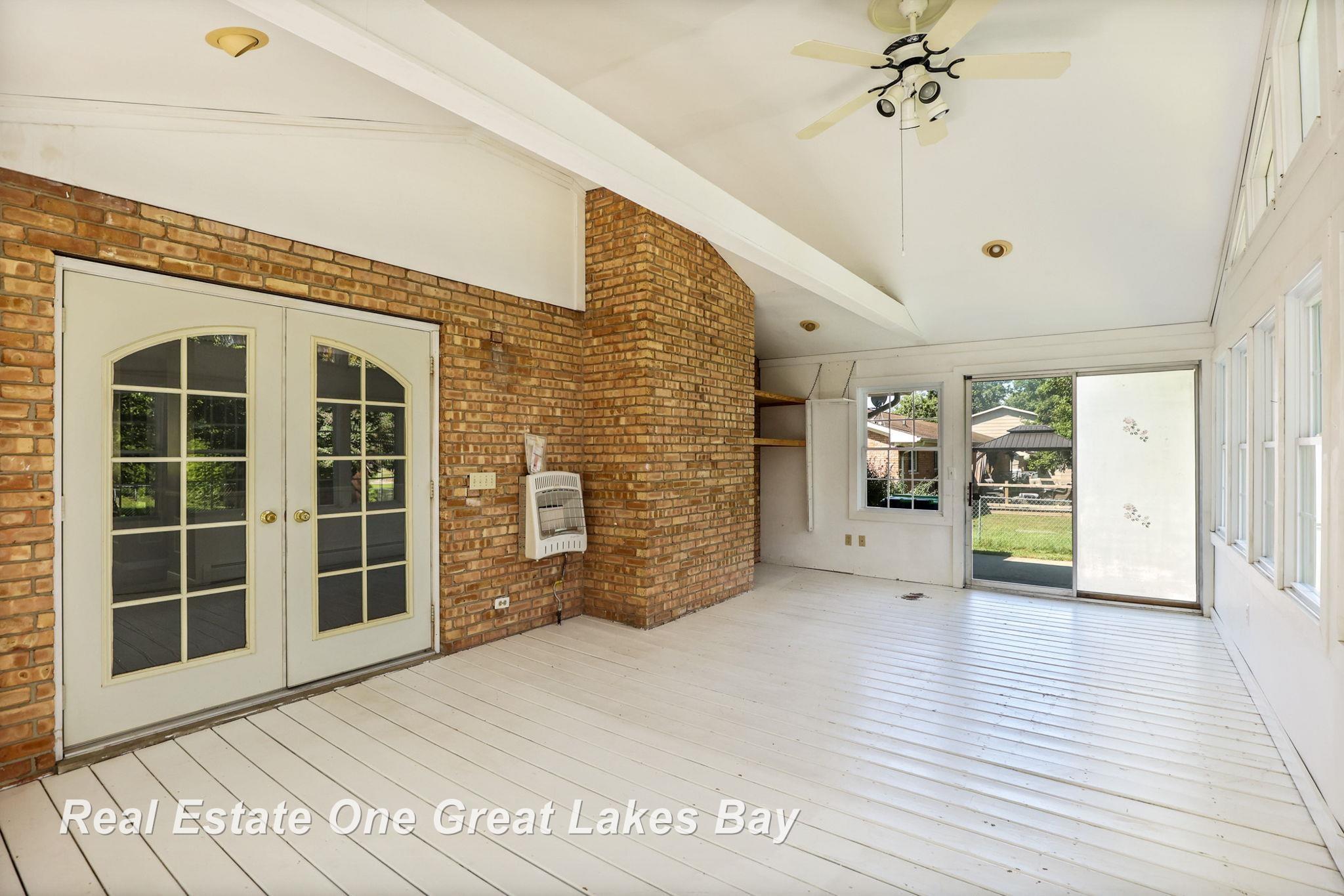 8036 Ohern Road Saginaw, MI 48609 - Photo 42 of 48 SUNROOM HAS ITS OWN HEAT SOURCE
