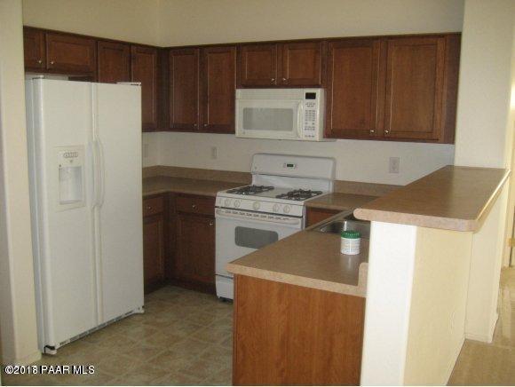 12781 East Rico Street Dewey, AZ 86327 - Photo 3 of 6 Kitchen