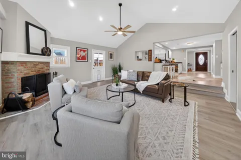$799,000 | 7007 Lemay Road, Rockville, MD 20851