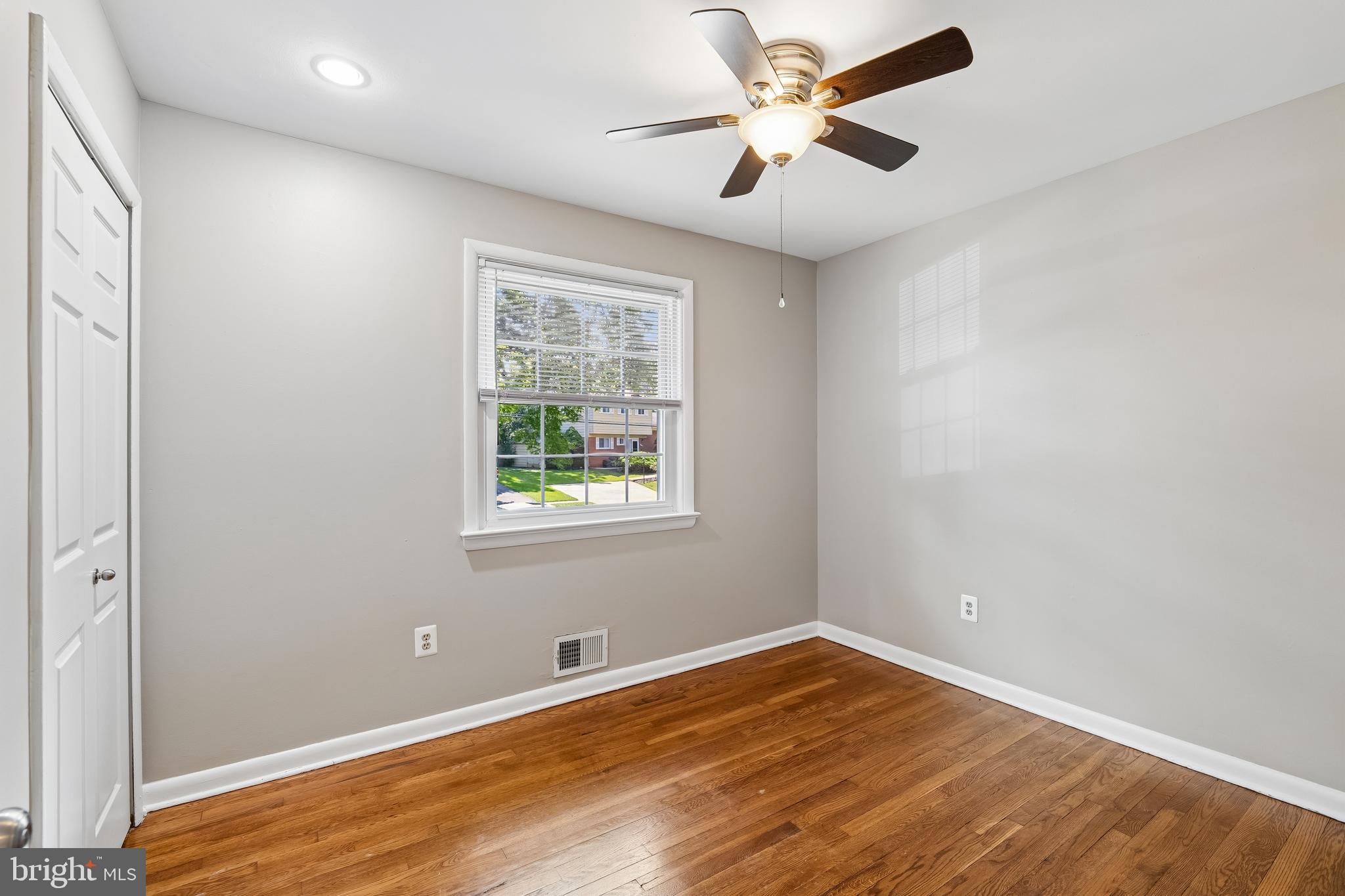 1103 Playford Lane Silver Spring, MD 20901 - Photo 12 of 30 Bedroom 3