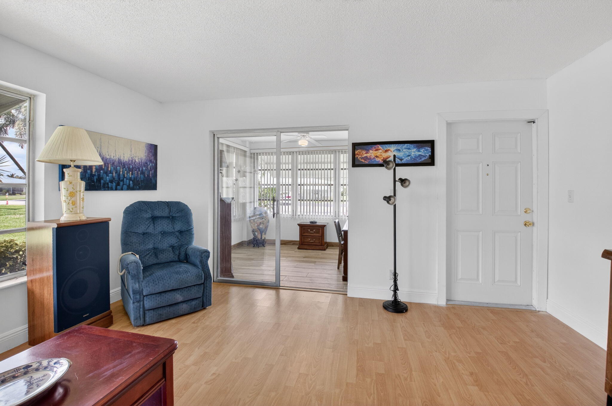 172 West High Point Terrace, Unit D Delray Beach, FL 33445 - Photo 4 of 25 8-web-or-mls-DSC_1378