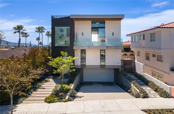 $16,500 | 703 North Lucia Avenue, Redondo Beach, CA 90277