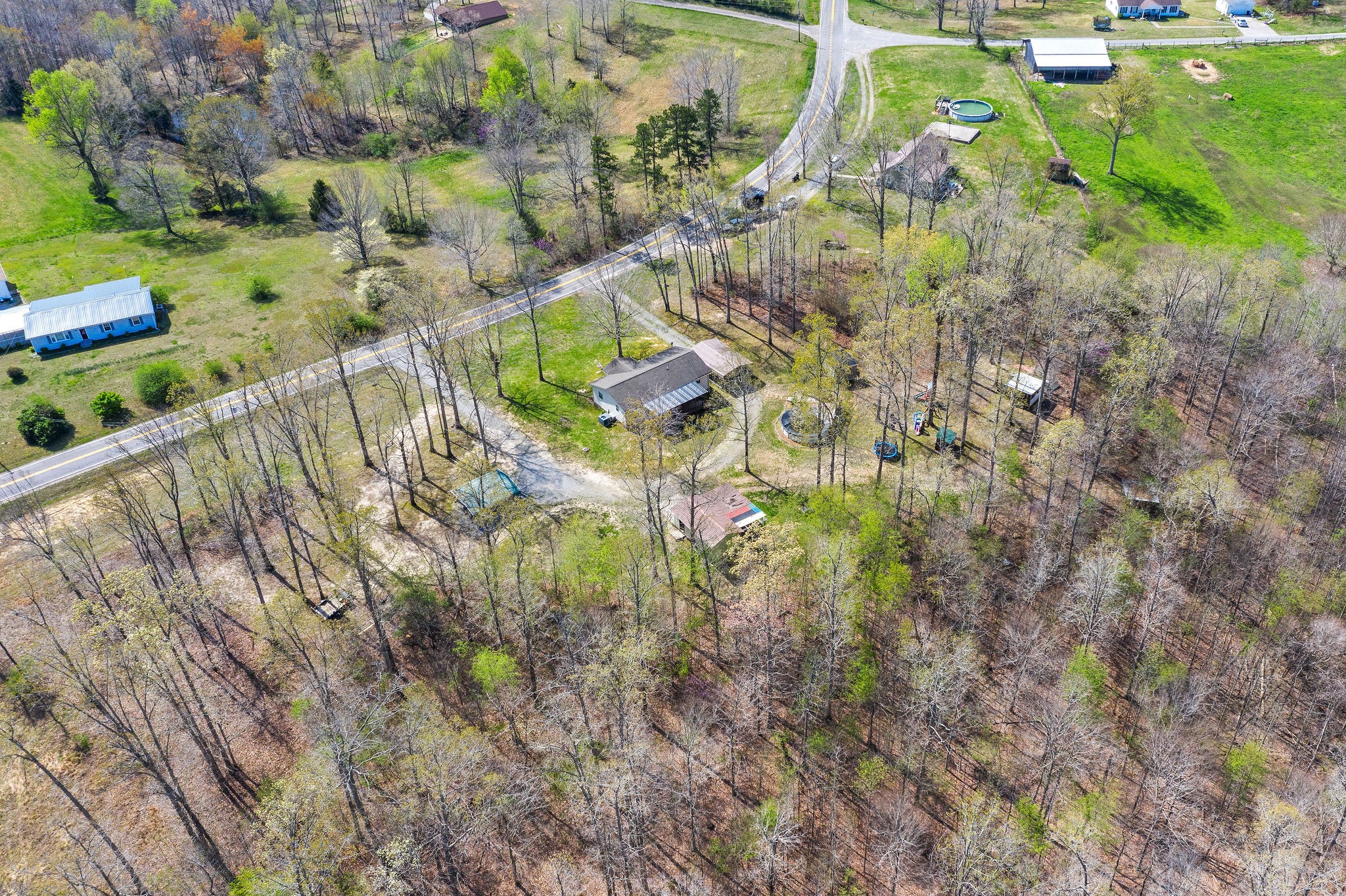 2868 Waverly Road Tennessee Ridge, TN 37178 - Photo 2 of 33