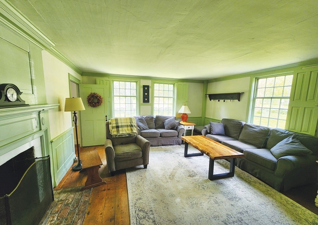 164 Worcester Road Westminster, MA 01473 - Photo 8 of 39 a living room with furniture and a window
