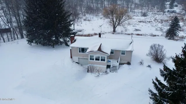 $204,999 | 693 Highway 10, Stamford, NY 12167