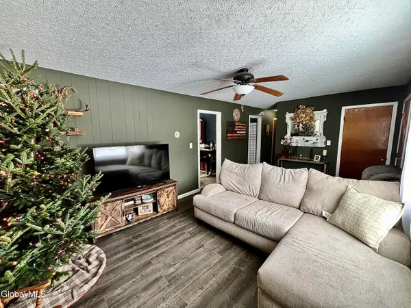 $200,000 | 693 Highway 10, Jefferson, NY 12167
