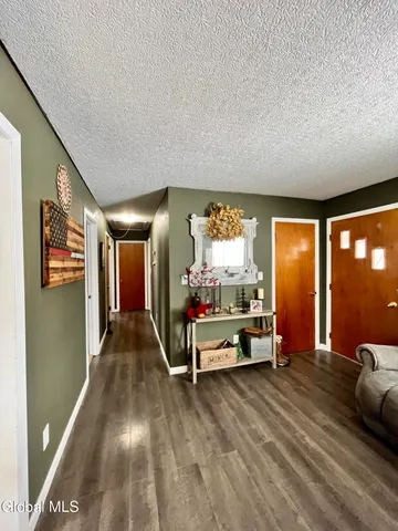 $204,999 | 693 Highway 10, Stamford, NY 12167