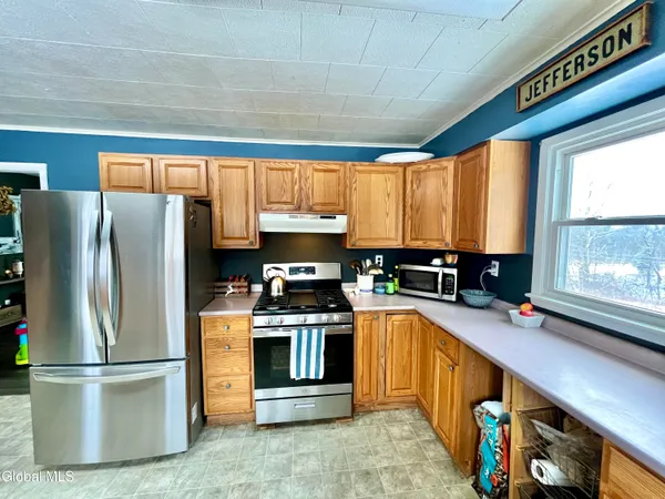 $200,000 | 693 Highway 10, Jefferson, NY 12167