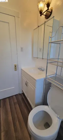 $1,600 | 1325 East 21st Street, Oakland, CA 94606