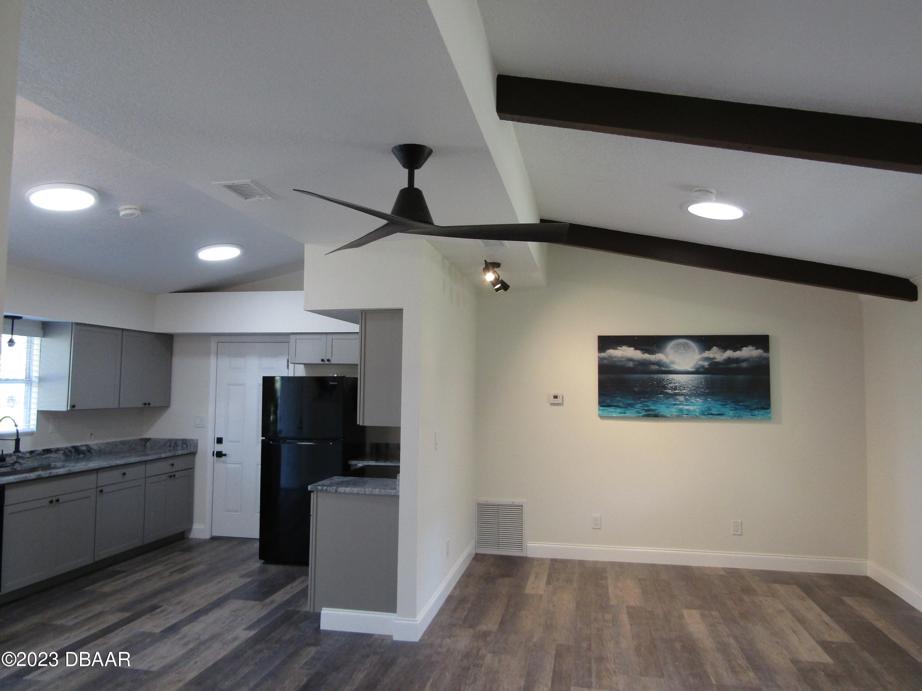 553 Ruth Street Port Orange, FL 32127 - Photo 5 of 15 553 Ruth Living Room