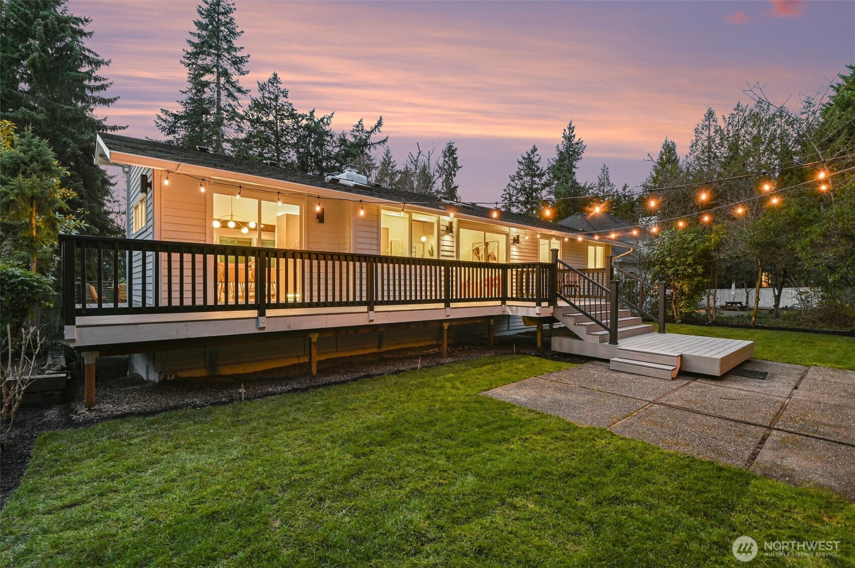6560 West Mercer Way Mercer Island, WA 98040 - Photo 24 of 25