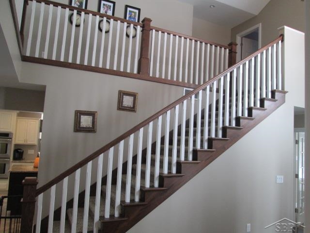 5450 North Graham Road Freeland, MI 48623 - Photo 21 of 35 Staircase