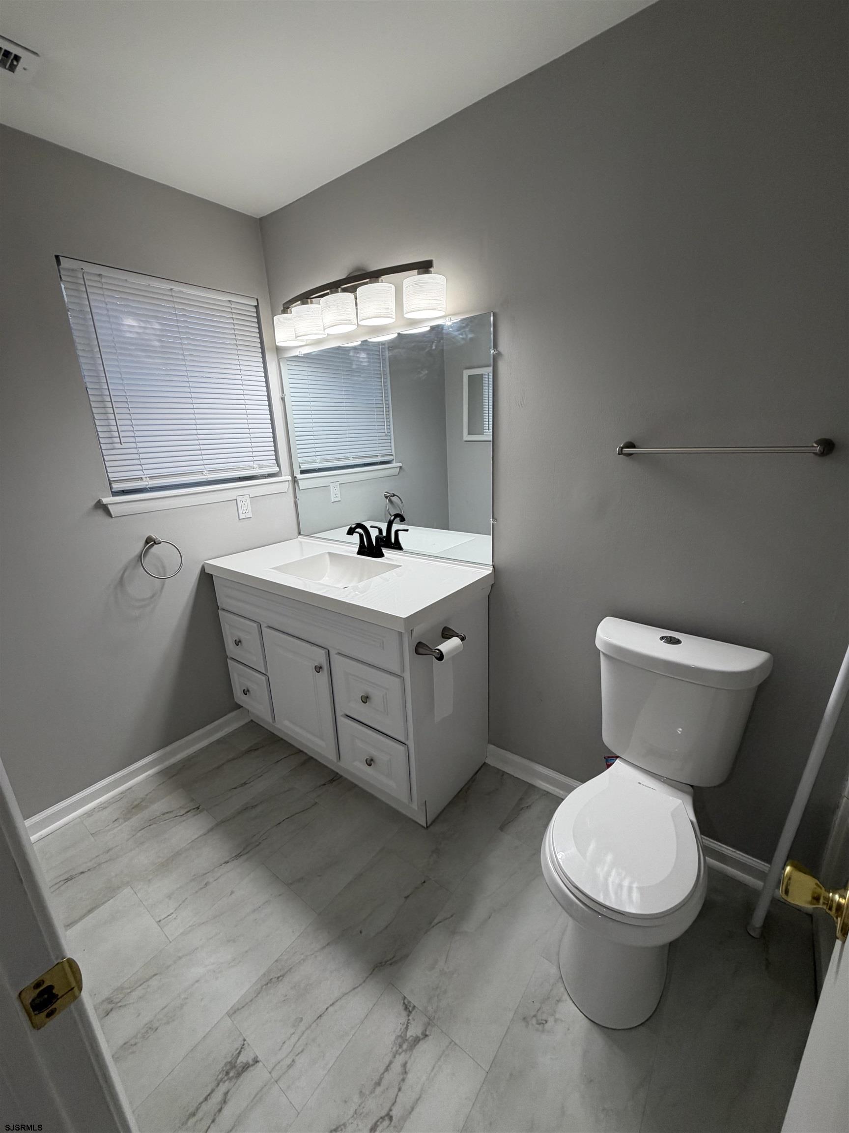 22 Meadow Ridge Road, Unit 22 Galloway Township, NJ 08205 - Photo 7 of 9