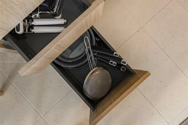 $4,000 | 159 Northeast 6th Street, Unit 3610, Miami, FL 33132