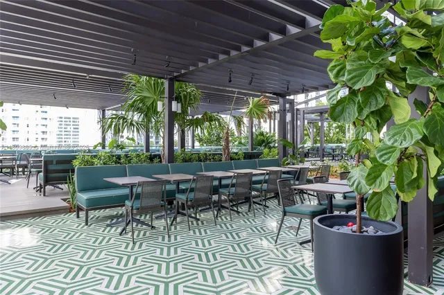 $4,000 | 159 Northeast 6th Street, Unit 3610, Miami, FL 33132