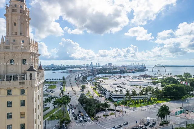 $4,000 | 159 Northeast 6th Street, Unit 3610, Miami, FL 33132