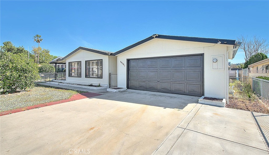 44591 Springwood Circle Hemet, CA 92544 - Photo 2 of 74