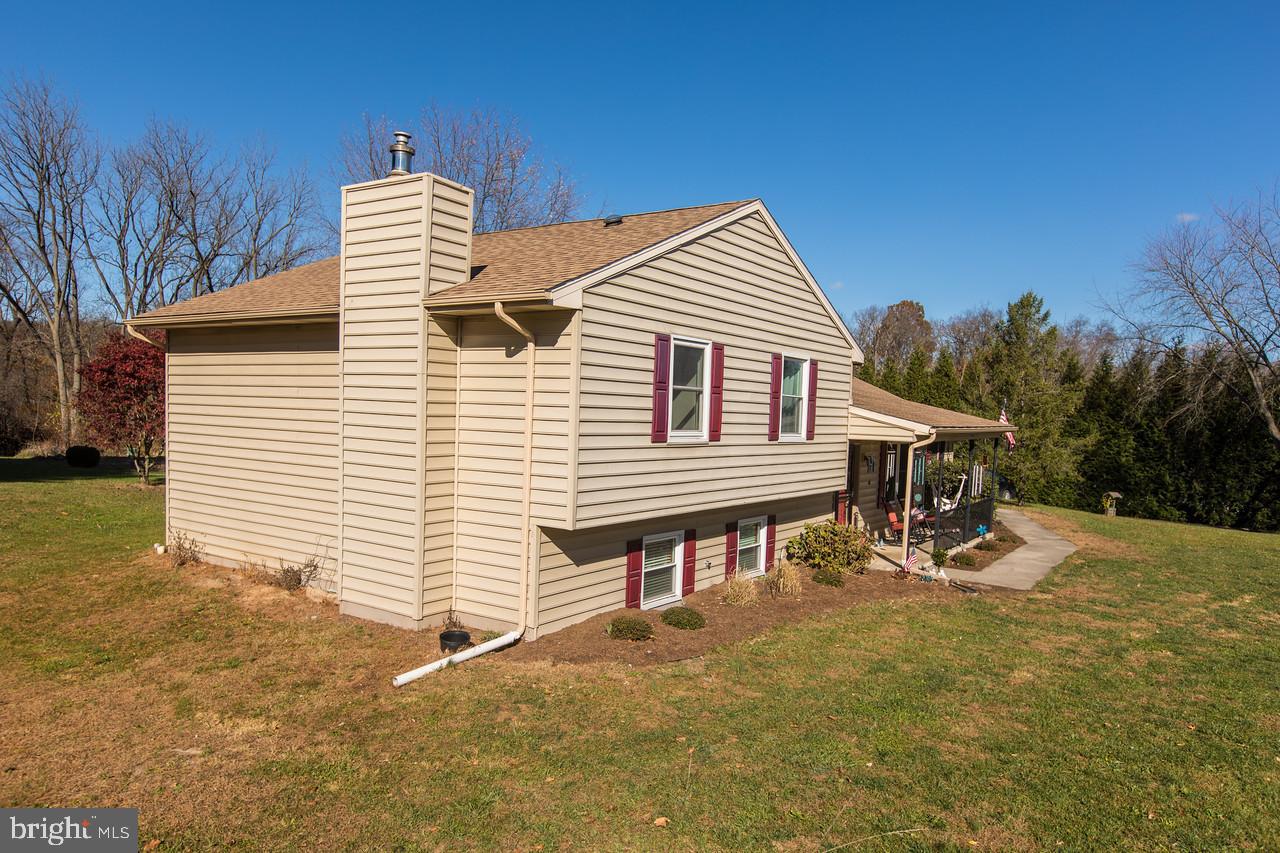1258 Amosite Road Bainbridge, PA 17502 - Photo 3 of 48 Gallery Image 3