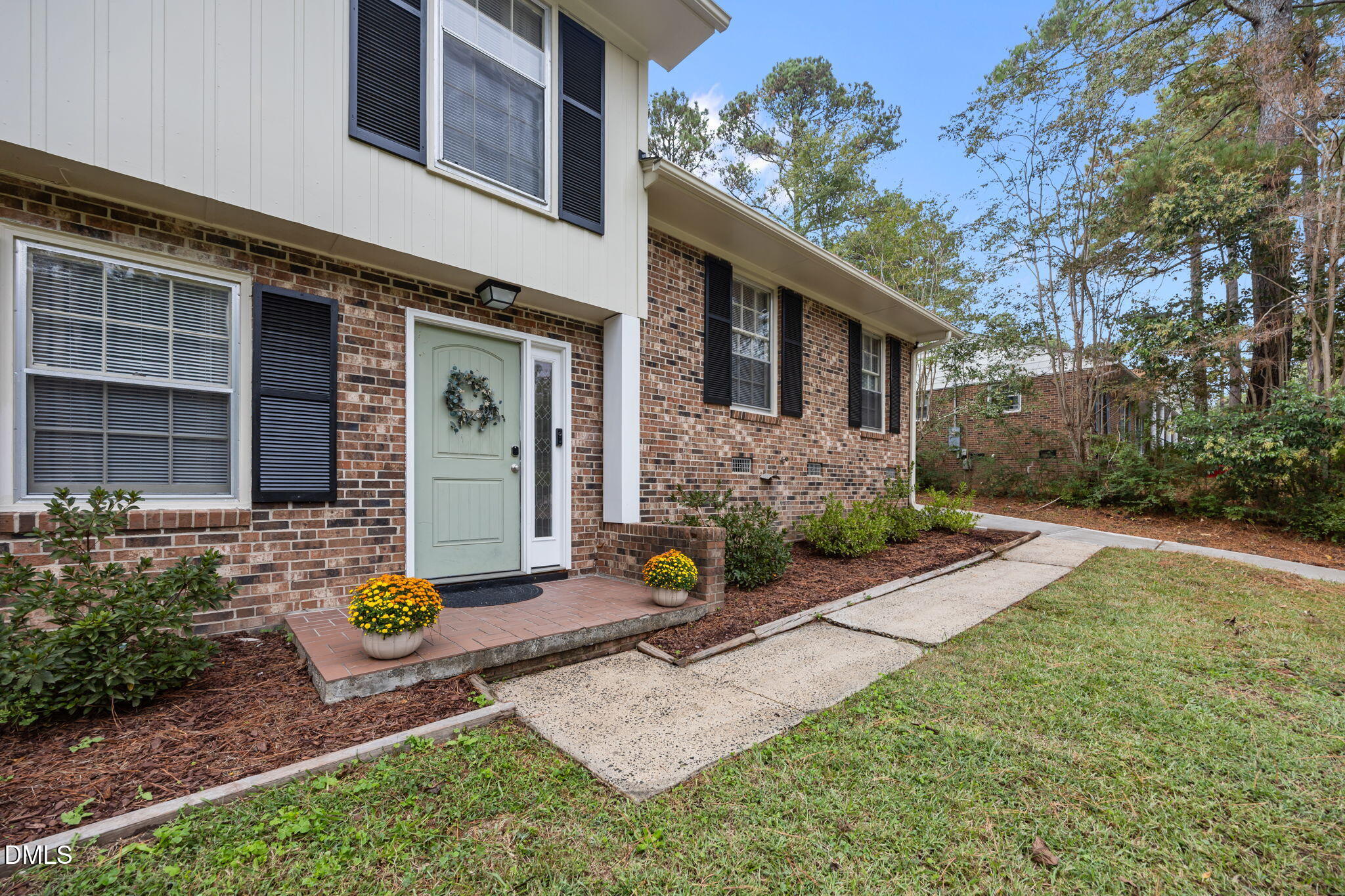 1728 Euclid Road Durham, NC 27713 - Photo 3 of 24 9-web-or-mls-IMG_2203