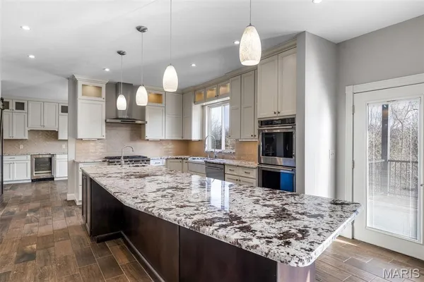 $702,500 | 17635 Westhampton Woods Drive, Wildwood, MO 63005