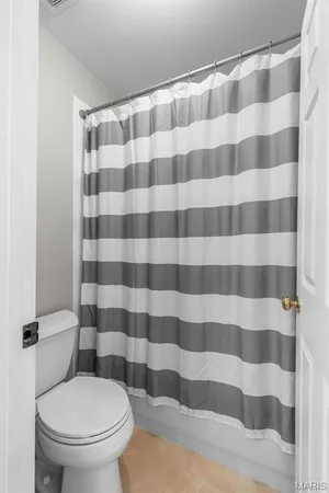 $702,500 | 17635 Westhampton Woods Drive, Wildwood, MO 63005