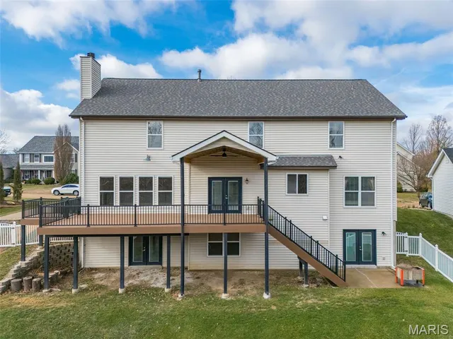 $715,000 | 17635 Westhampton Woods Drive, Wildwood, MO 63005