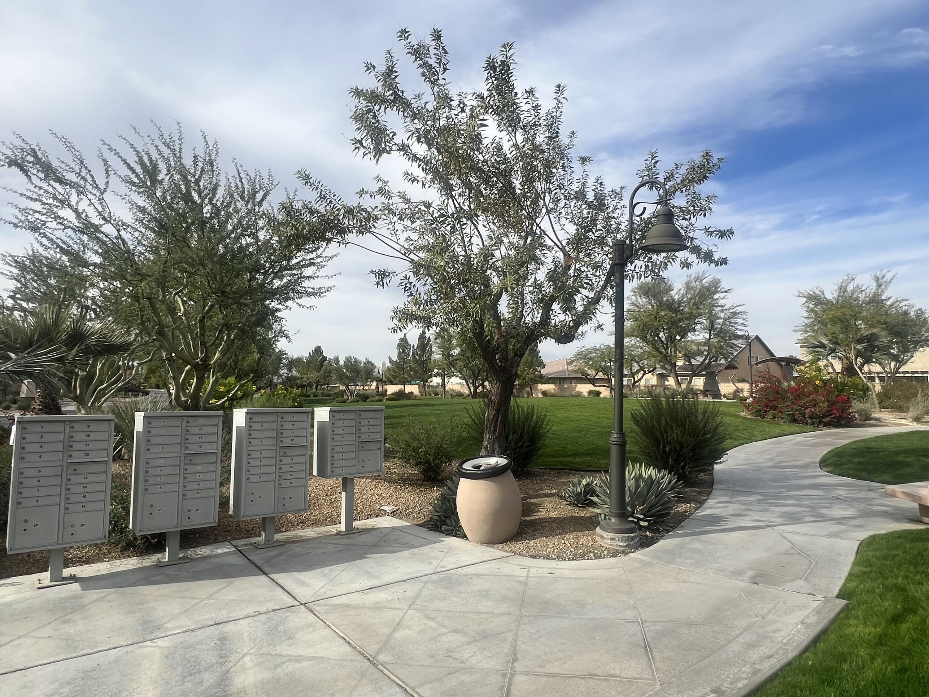 80489 Ullswater Drive Indio, CA 92203 - Photo 18 of 26 IMG_8011