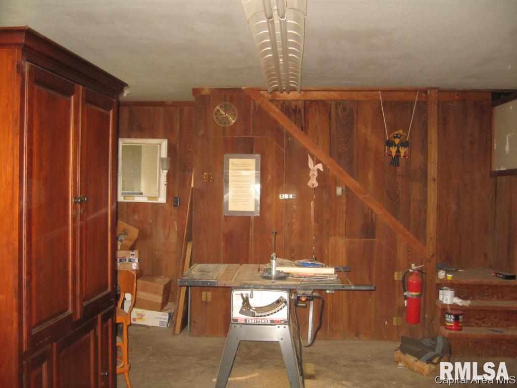1264 Jeffries Road Springfield, IL 62707 - Photo 20 of 26 Gallery Image 20