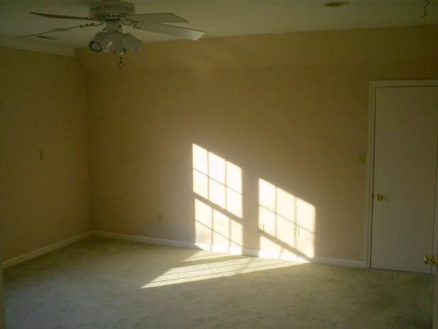 245 Warner Smith Road Tullahoma, TN 37388 - Photo 15 of 20 14x15 bedroom 2 upstairs with walk-in closet