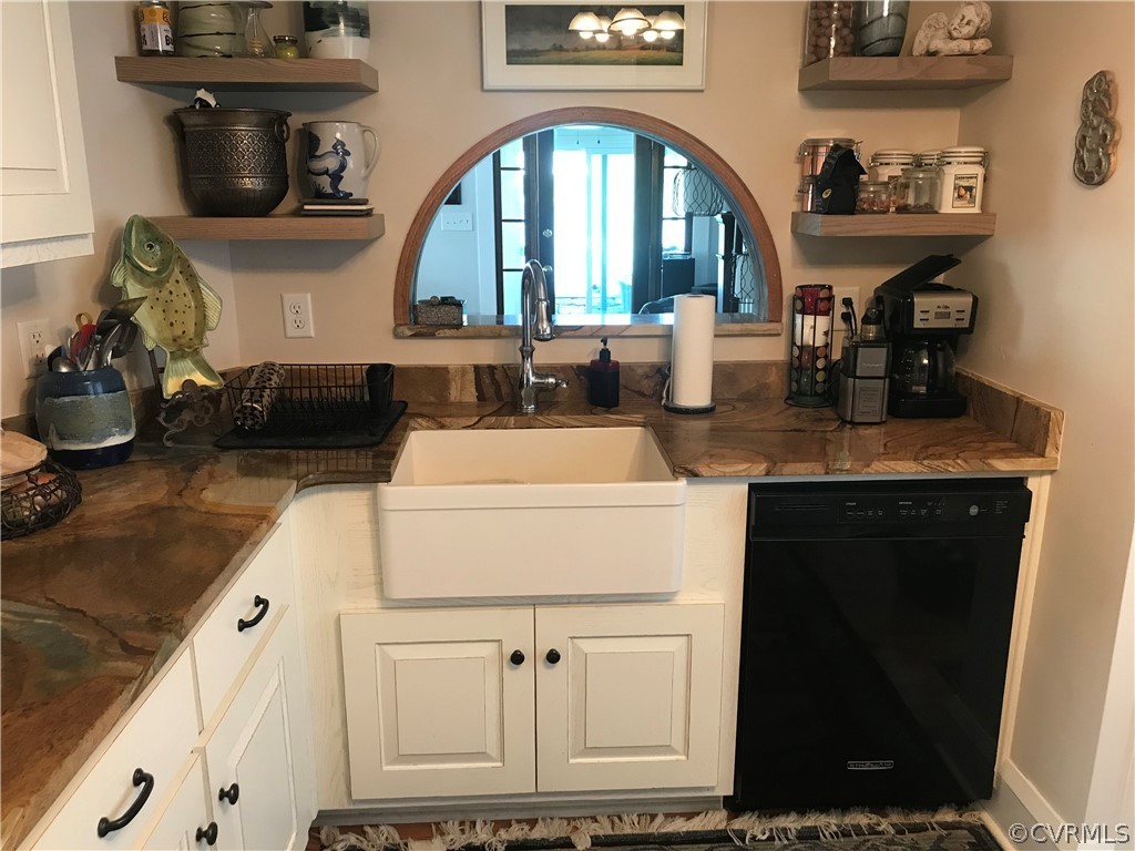 131 Routten Road Hampton, VA 23664 - Photo 11 of 34 Kitchen view 3