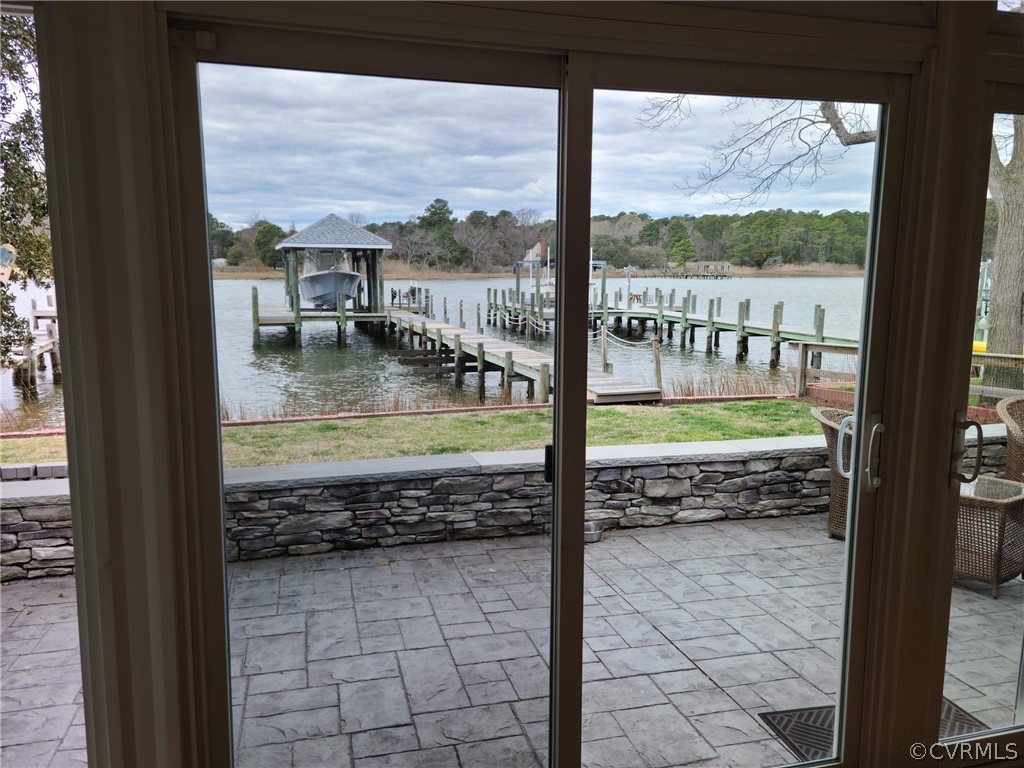 131 Routten Road Hampton, VA 23664 - Photo 16 of 34 View from sunroom