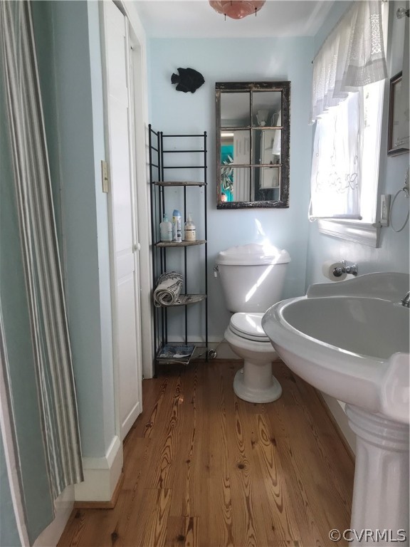 131 Routten Road Hampton, VA 23664 - Photo 17 of 34 1st flr full bath nicely updated