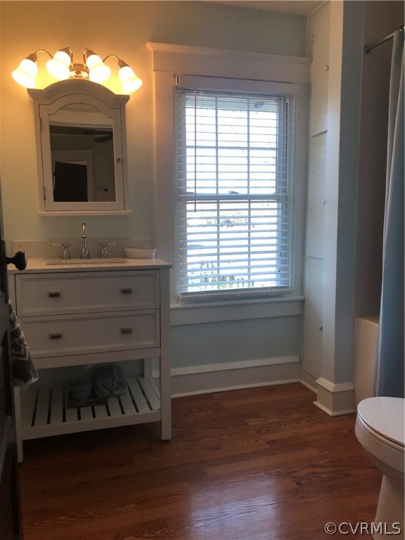 131 Routten Road Hampton, VA 23664 - Photo 20 of 34 2nd floor full bath updated. View of water
