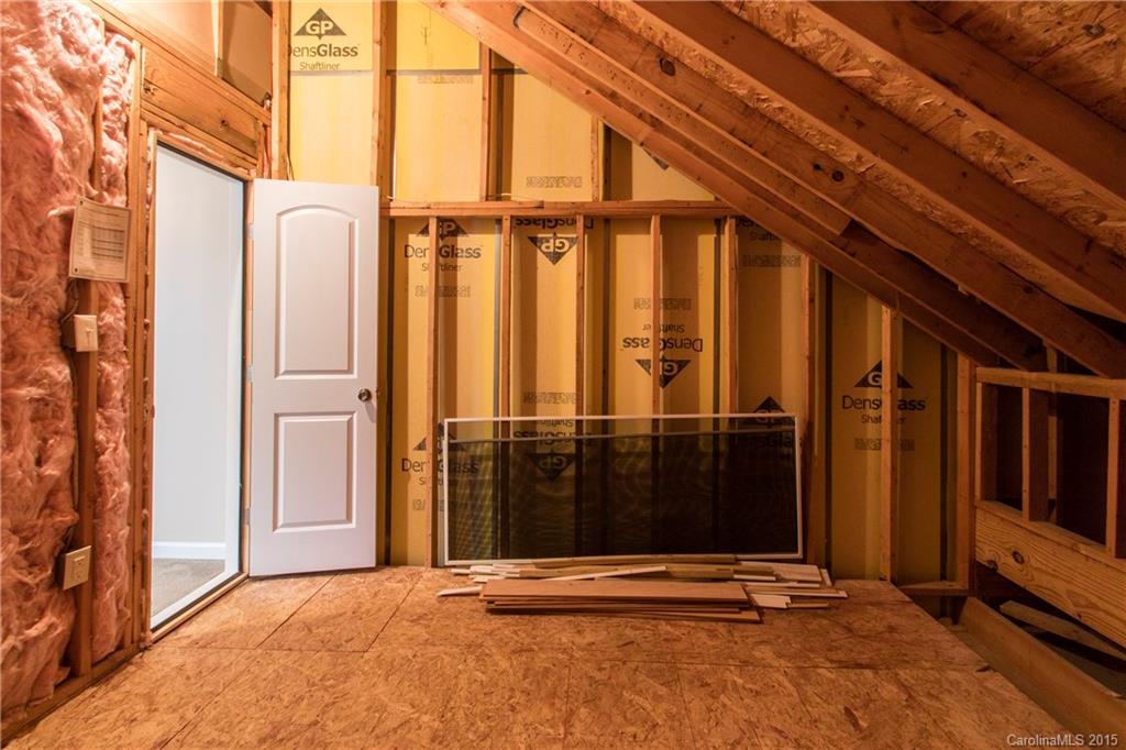 142 Ridge Bluff Road, Unit 117 Mooresville, NC 28115 - Photo 3 of 24 Gallery Image 3