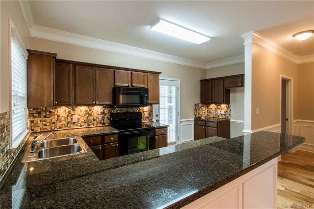 142 Ridge Bluff Road, Unit 117 Mooresville, NC 28115 - Photo 8 of 24 Gallery Image 8