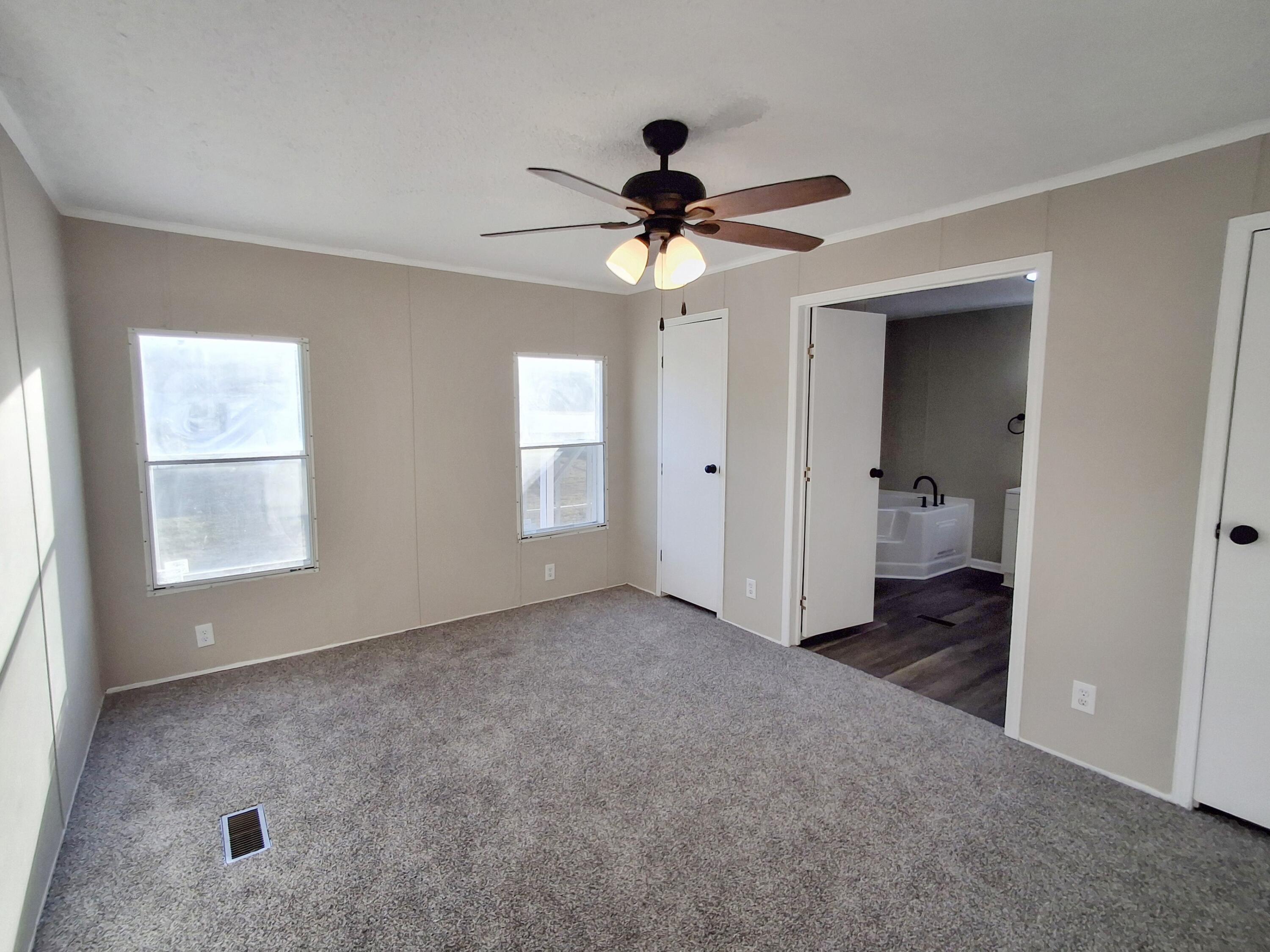 1030 Cook Street Manning, SC 29102 - Photo 8 of 34