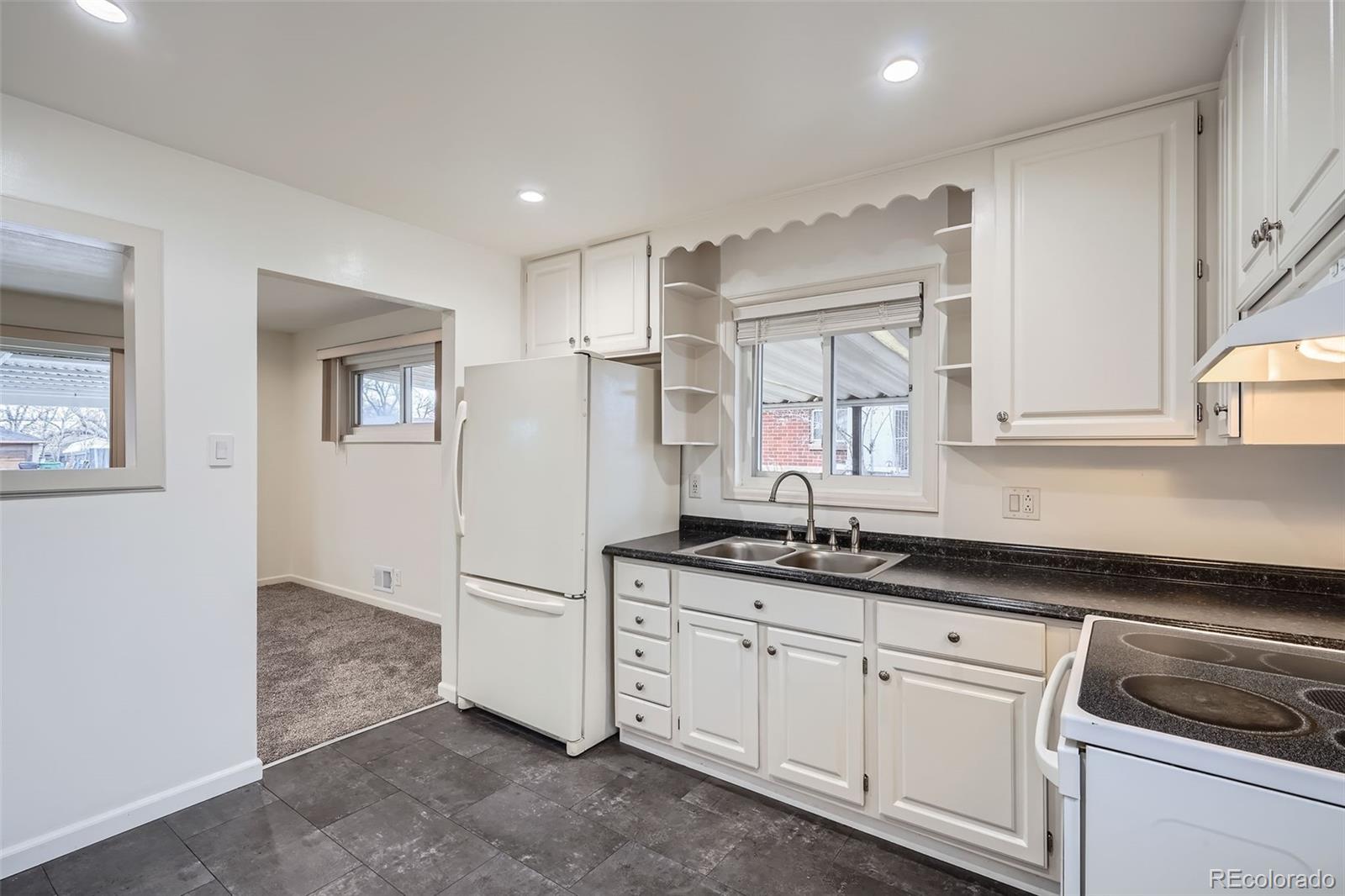7251 Raritan Street Denver, CO 80221 - Photo 9 of 30 Gallery Image 9