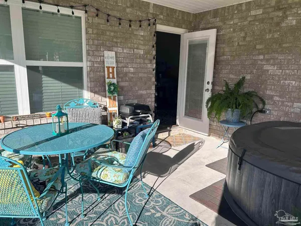 $2,200 | 5031 Firstmate Way, Pensacola, FL 32526