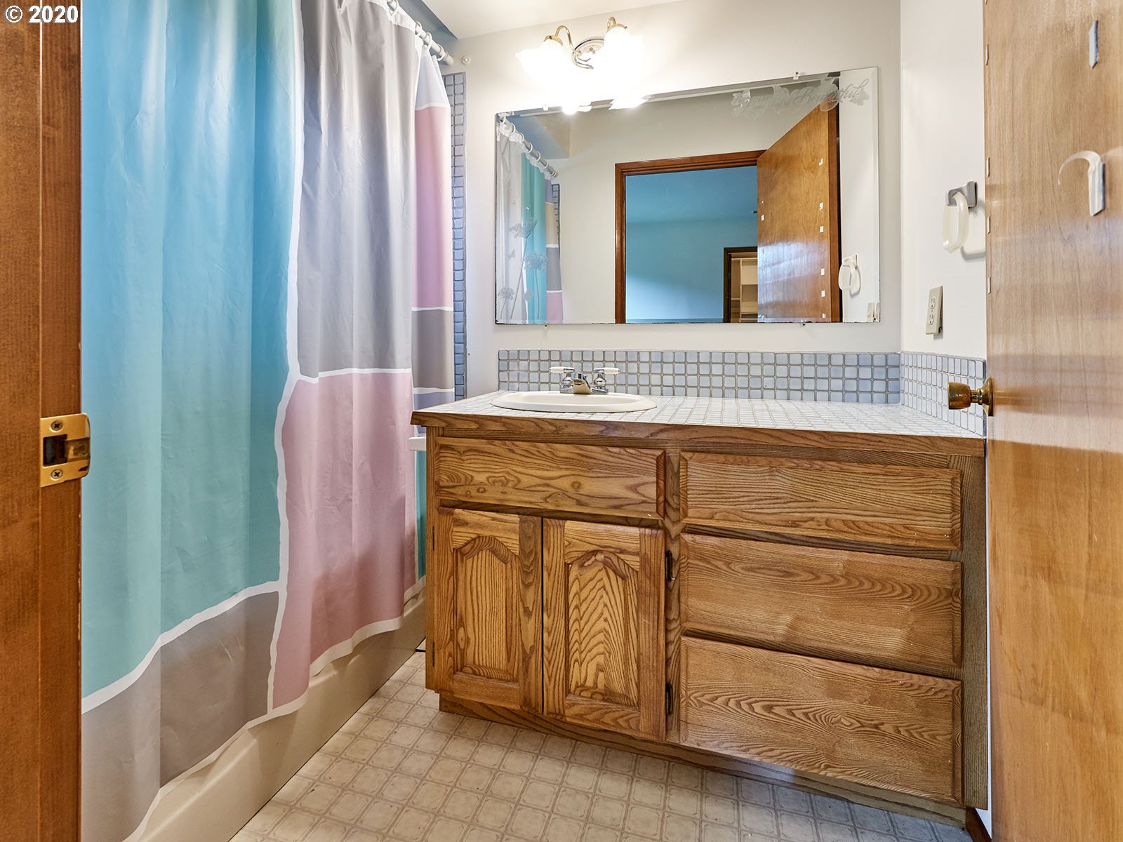 6565 South Whiskey Hill Road Hubbard, OR 97032 - Photo 21 of 32 Gallery Image 21