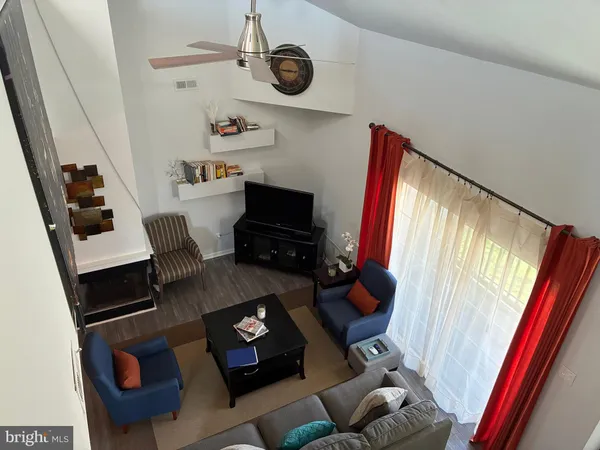 $300,000 | 402 Firethorne Court, Sewell, NJ 08080