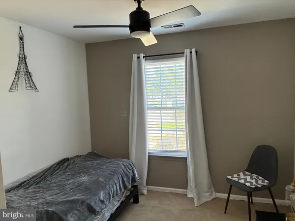 $300,000 | 402 Firethorne Court, Sewell, NJ 08080