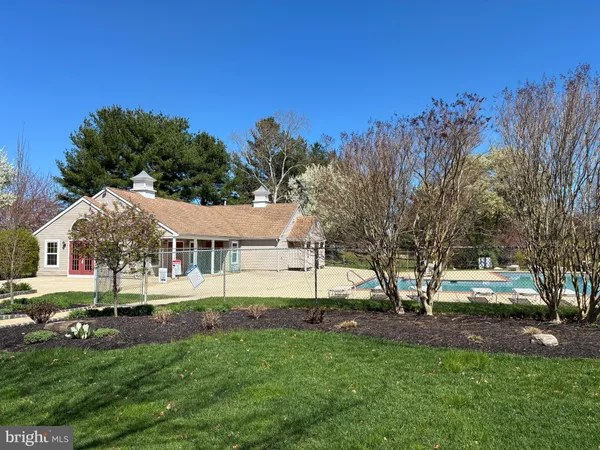 $300,000 | 402 Firethorne Court, Sewell, NJ 08080